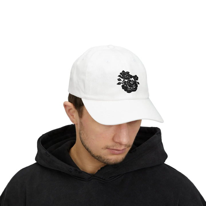 Schwarze Rose bestickte Vatermütze.